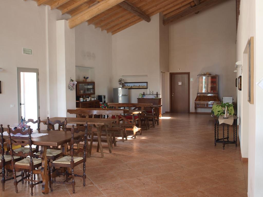 La Cascina Del Sole Hostel Rivarolo del Re ed Uniti Buitenkant foto