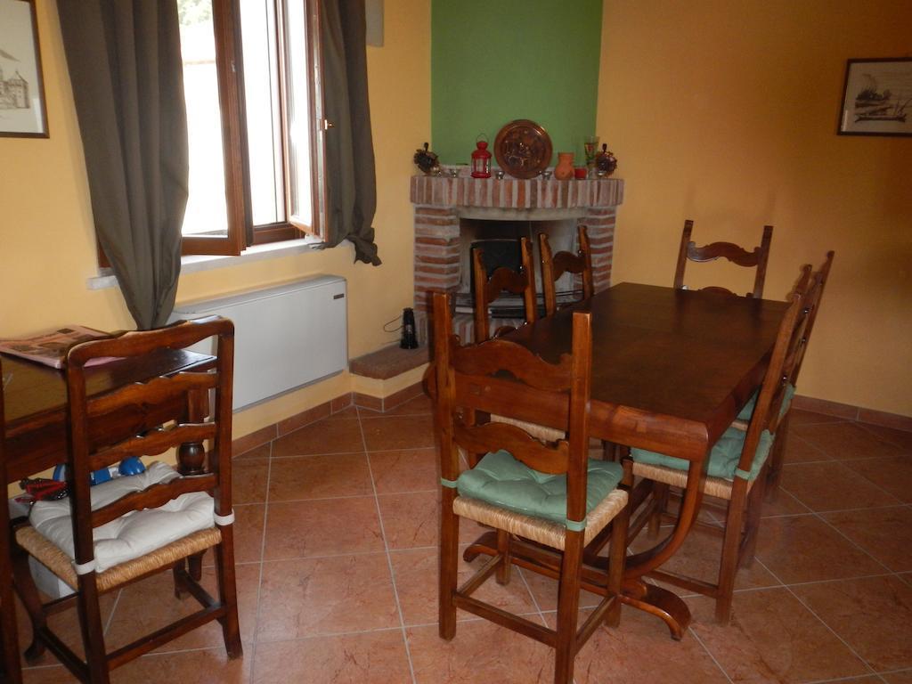 La Cascina Del Sole Hostel Rivarolo del Re ed Uniti Buitenkant foto