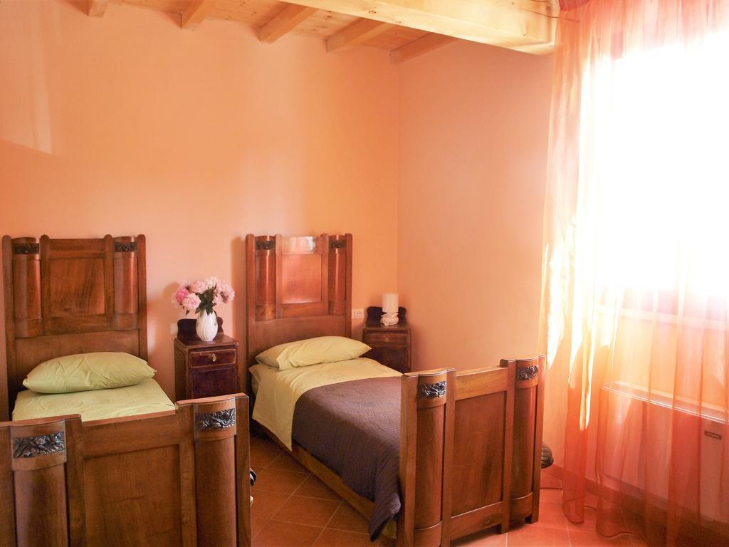 La Cascina Del Sole Hostel Rivarolo del Re ed Uniti Buitenkant foto