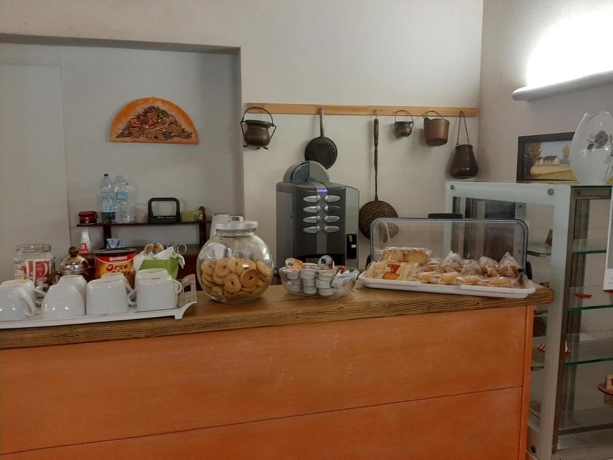 La Cascina Del Sole Hostel Rivarolo del Re ed Uniti Buitenkant foto